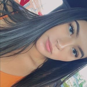 Meet your Posher, Destiny